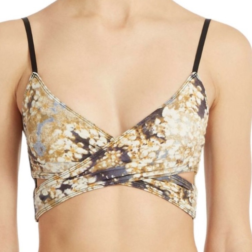 FREE PEOPLE BANDEAU SIZE LARGE. Purple&tan colors